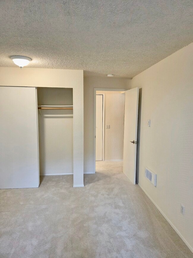 Photo - 8911 Holly Dr Unit 106