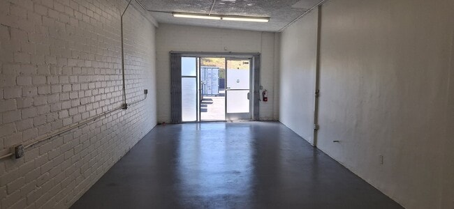 Photo - 2933 S Sepulveda Blvd