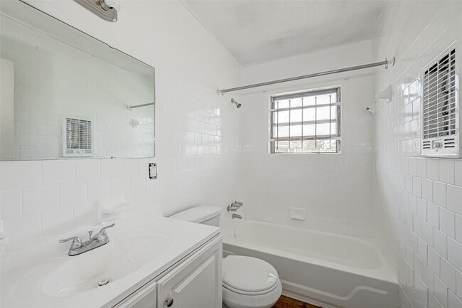 Photo - 5315 Bellfort Ct