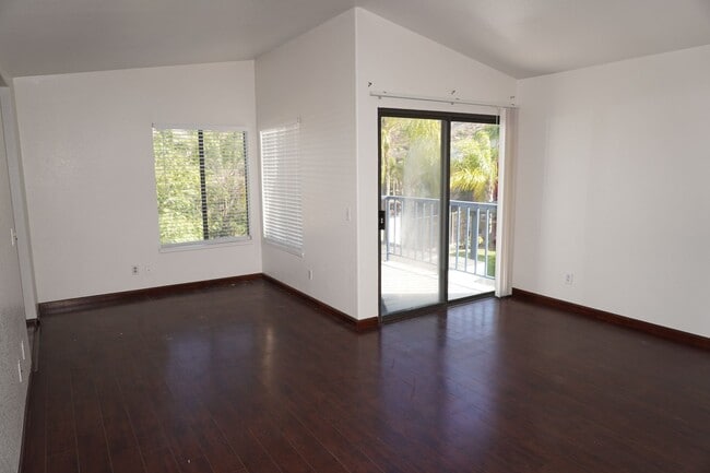 Photo - 10386 Meadow Creek Dr