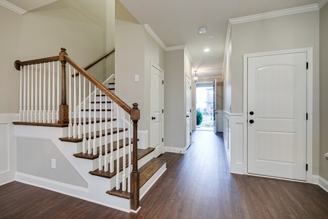 Photo - 2576 Wellesley Square Dr