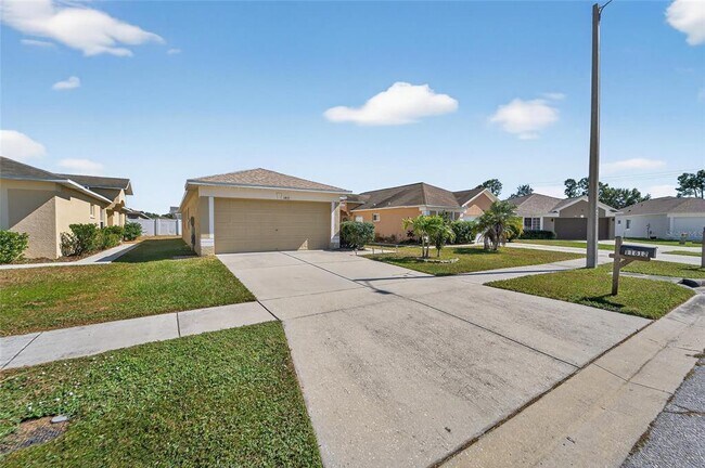 Photo - 11812 Lynmoor Dr