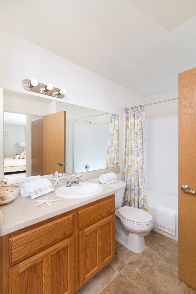 2B/2B - Bathroom