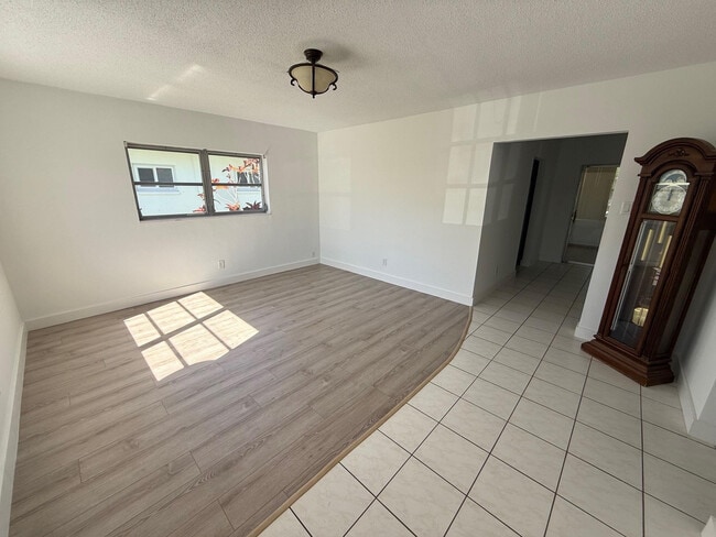 Photo - 6805 NW 75th Dr