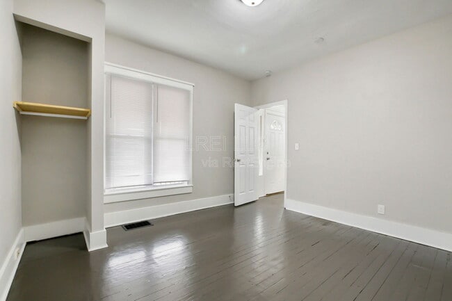 Photo - 844 S 33rd St