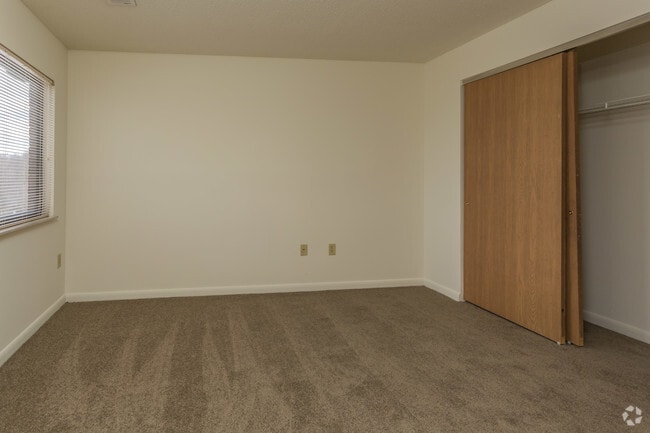 3HAB, 1BA - The Camden 1,001 ft² - Cedar Wood Apartments