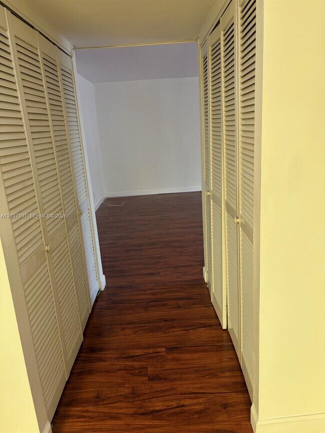 Photo - 3100 N Pine Island Rd Unit 209