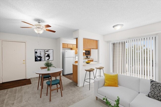 Wind River Lodge Apartments & Townhomes