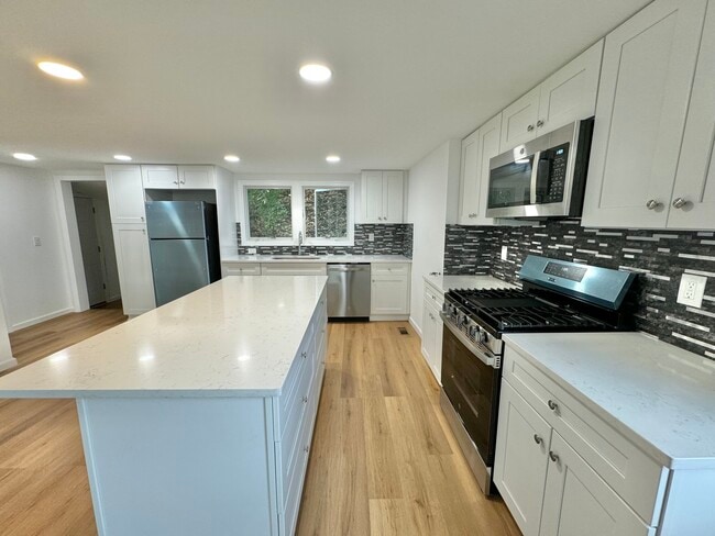 Building Photo - 36 Orchard St Unit 1