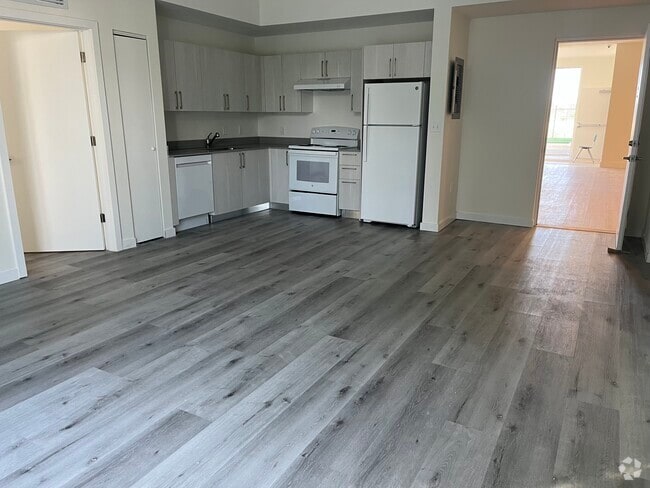 Building Photo - 26720 Old Dixie Hwy Rental