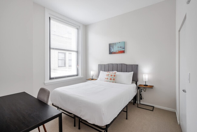 Photo - 9-JAN-JAN E 4th St Unit ID1222847P