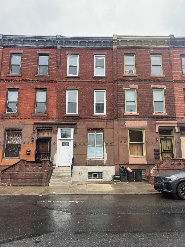 Photo - 1926 W Diamond St Apartamento Unidad 4
