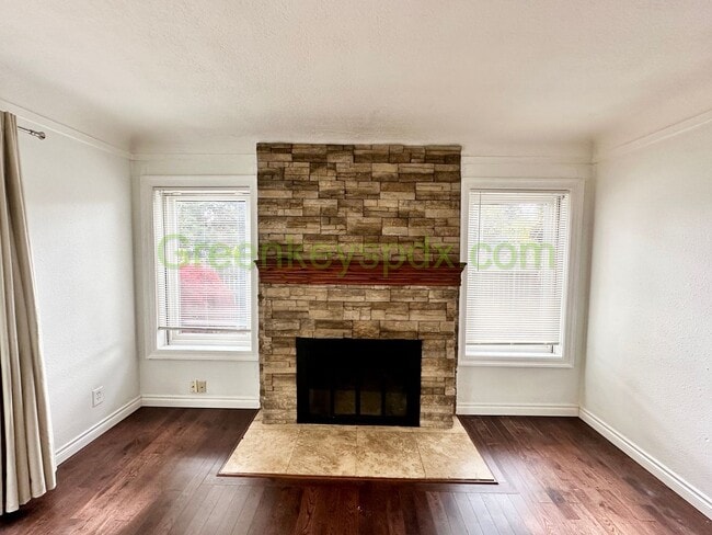 Photo - 4-Bedroom 2-Bathroom Mid-Century Ranch wit...