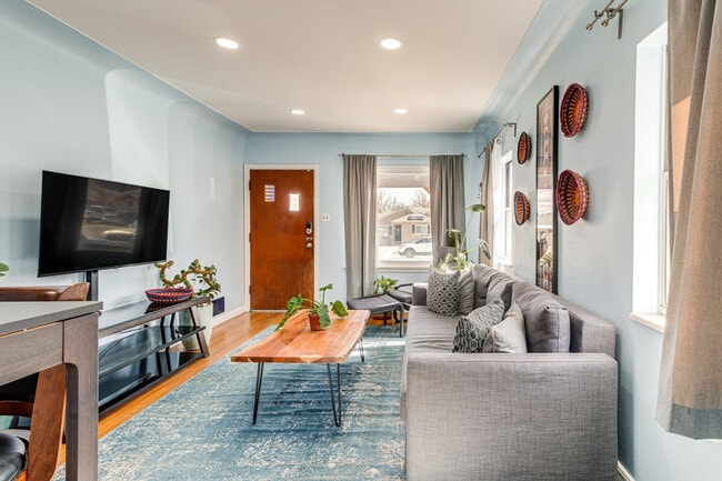 Photo - 1187 Emporia St Unit ID1385841P