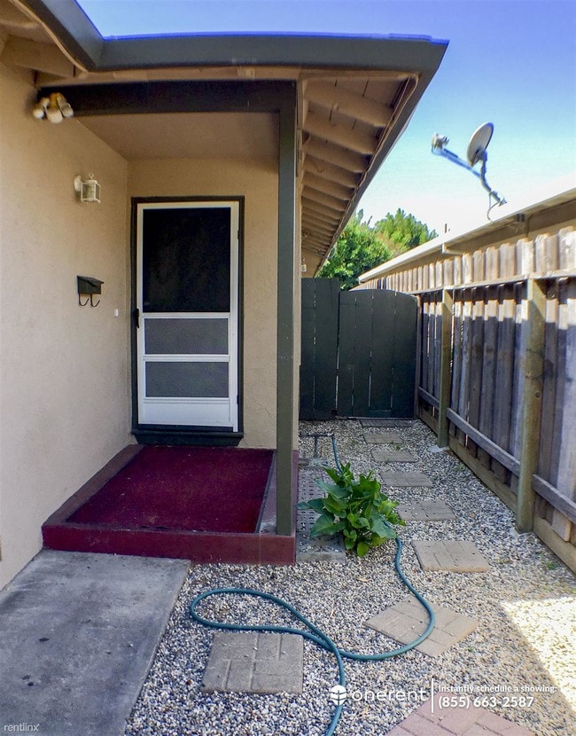 Photo - 2 br, 1.5 bath Duplex - 839 N 15th Street -