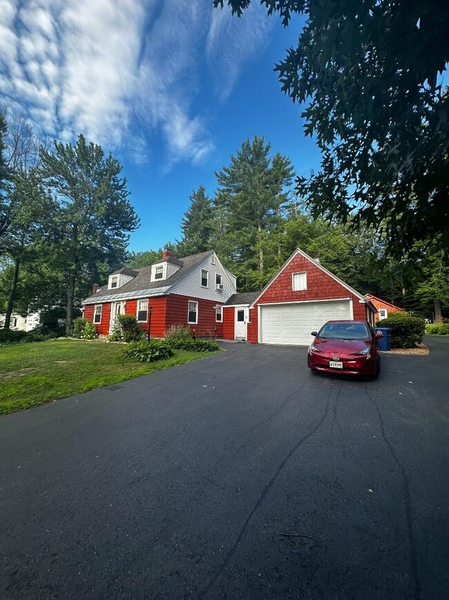 Building Photo - 802 Methodist Rd