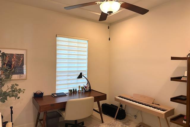 Photo - 1140 Peacock Blvd