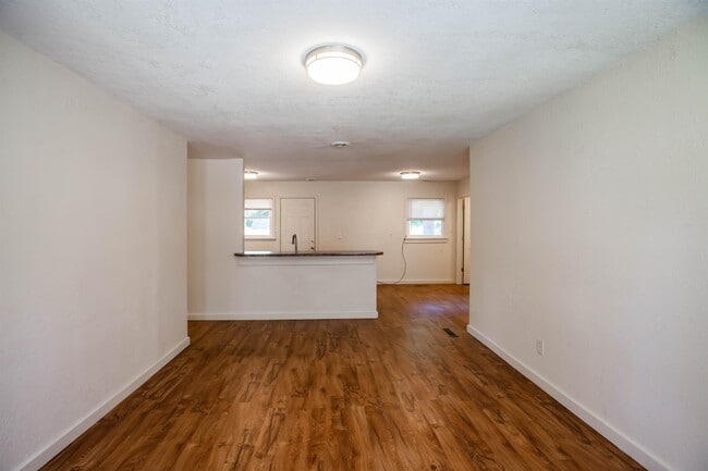 Photo - 2031 College View Rd