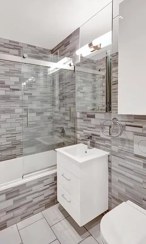 Photo - 403 E 13th St Unidad 3E