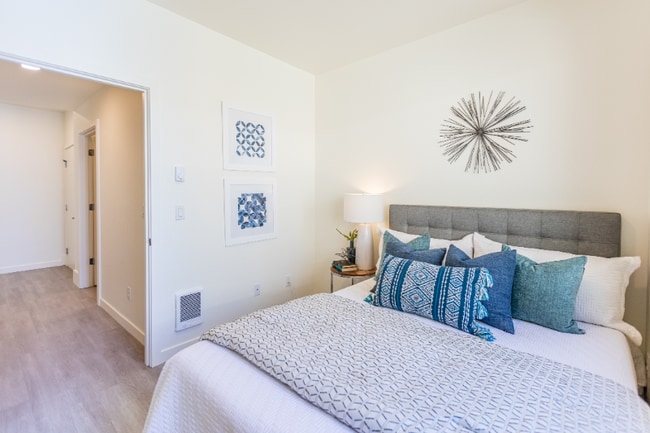 Photo - 3445 SE Gladstone St Unit 103