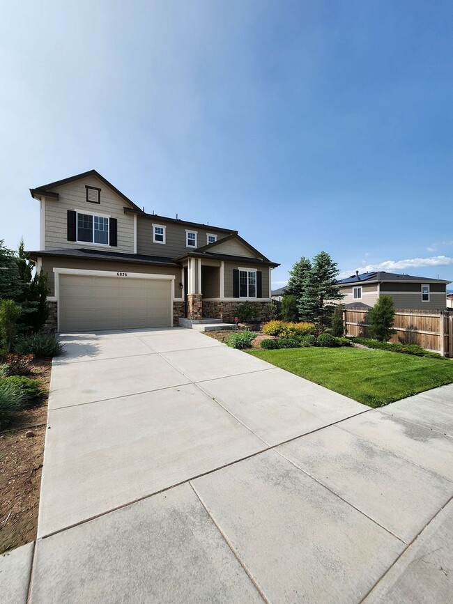 Stunning 4-Bed, 3-Bath Home with Modern Up... - Stunning 4-Bed, 3-Bath Home with Modern Up...