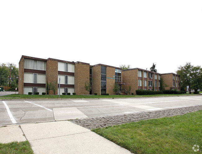 Building Photo - Tower Apartments