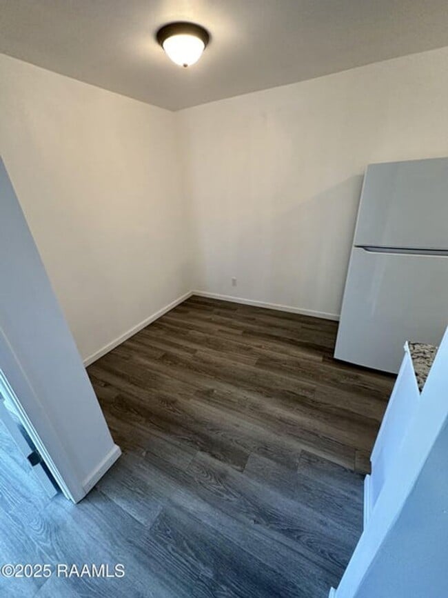 Photo - 216 Marigny Cir Unit B