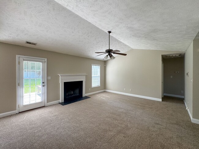 274 Sanford Ct