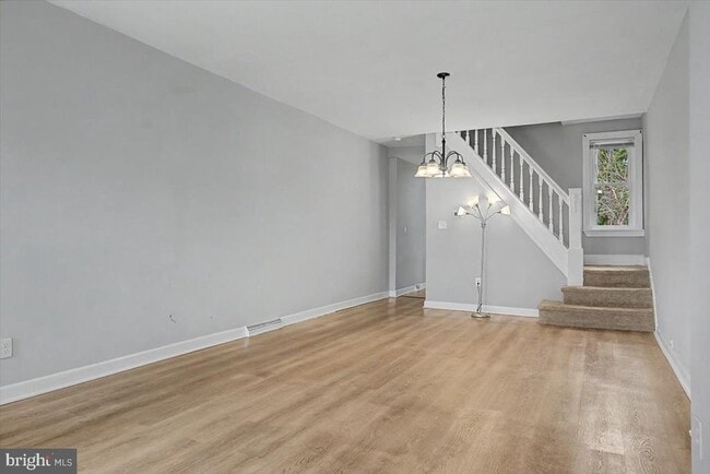 Photo - 203 N Dupont St