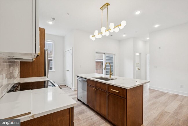 Photo - 5034 Florence Ave Unidad 3