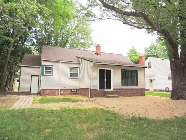 Photo - 3 bedroom, 3 bath single family home in So...