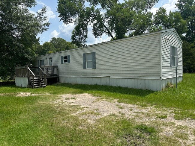 Building Photo - 182 Clements Rd