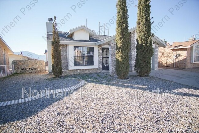 Building Photo - 10661 Obsidian St