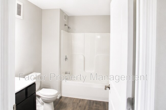 Photo - 561 S Elk St Unit A111
