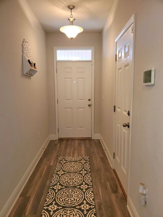 Photo - WOW! Incredible 3/2 Open Floor Plan home located in Desired Millview Estates III Subdivision.