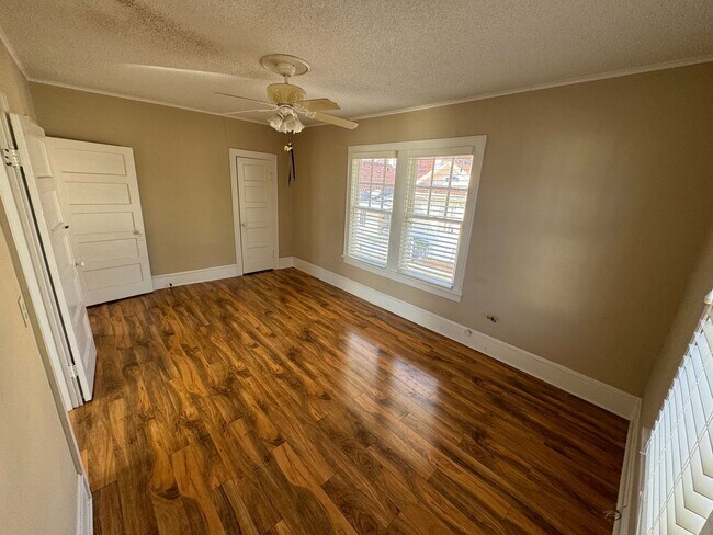 Photo - Beautifully Updated Highland Garage Apartment