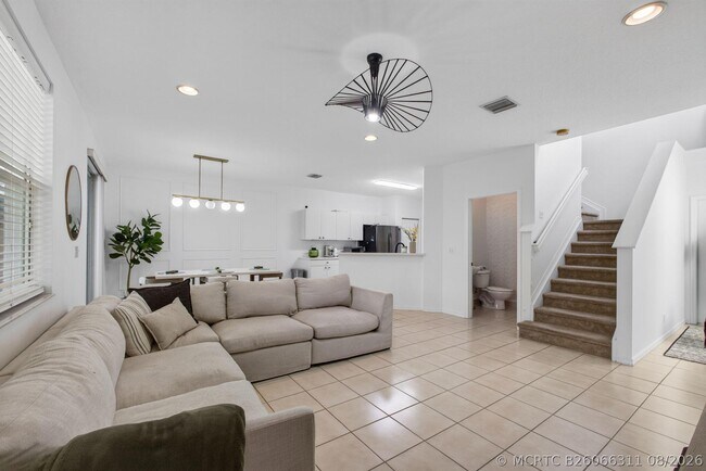 Photo - 9181 Villa Palma Ln