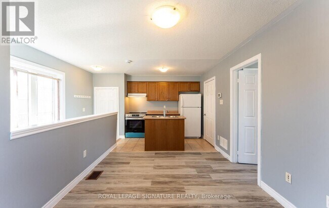 Photo - 6 Innisvale Dr