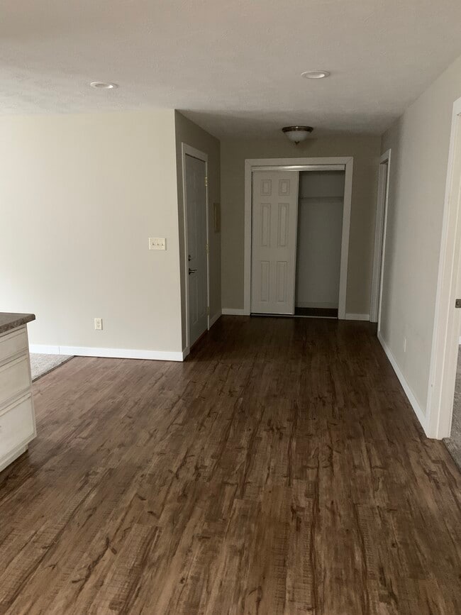 Photo - 116-120 N Cliff Ave