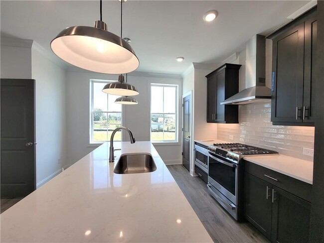 Photo - 4802 Larkin Pass