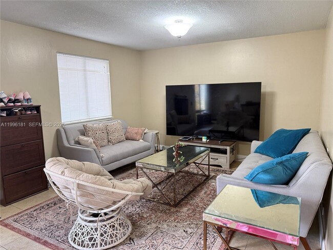 Photo - 11109 NW 37th St