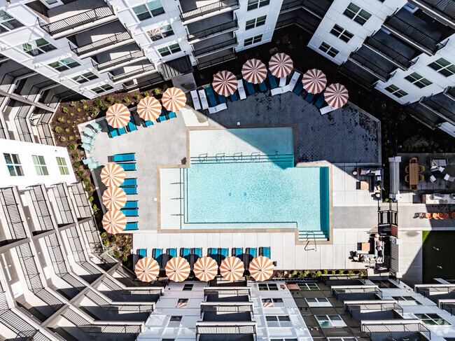 Photo - Broadstone Berry Hill