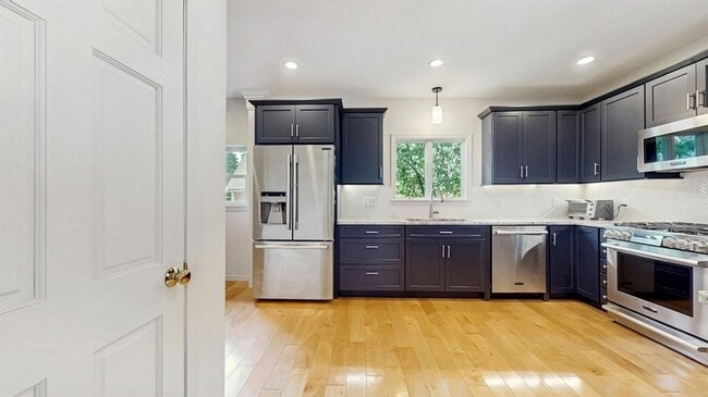 Photo - 14 Chestnut St