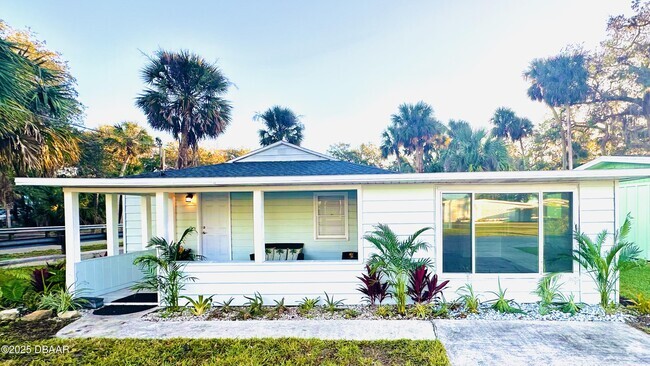 Building Photo - 69 E Bayshore Dr Rental