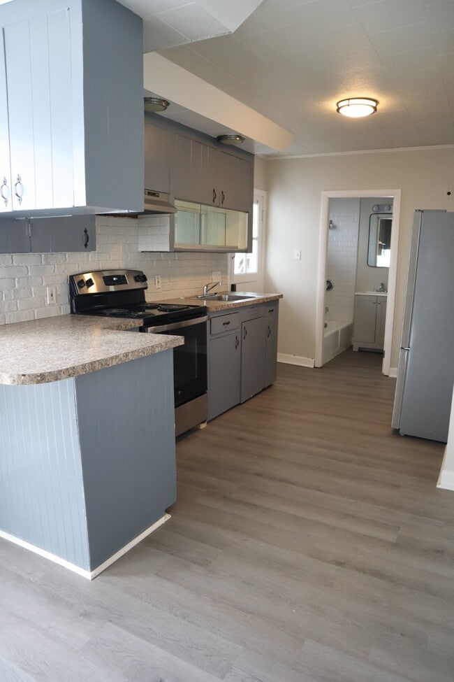 Building Photo - 37 Mead St Unit 37 mead  1