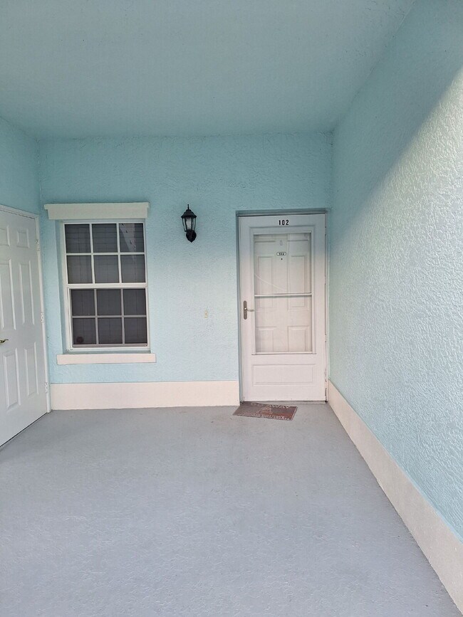 Photo - Beautifully upgraded Ground Floor condo wi... Unit 102