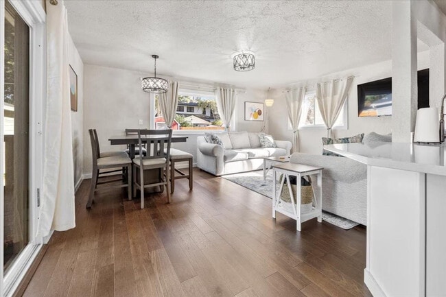 Building Photo - 2604 N 29th St Unit ID1308986P Rental
