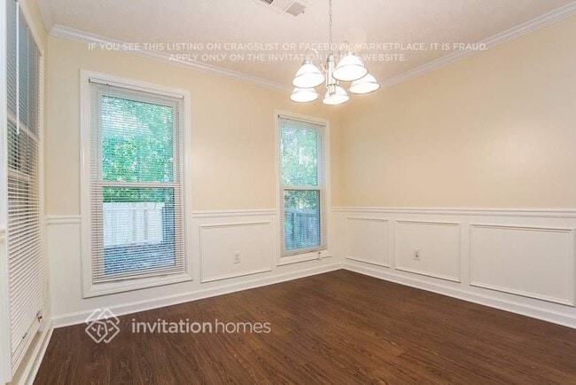 855 Simon Ive Dr