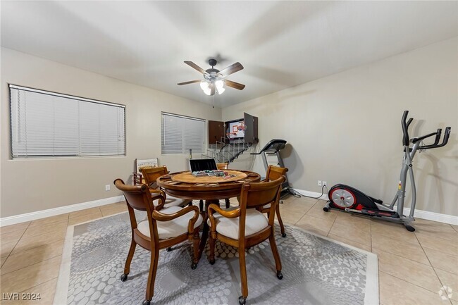 Building Photo - 200 W Desert Rose Dr Rental