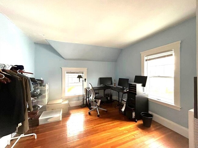 Photo - 142 Jackson St